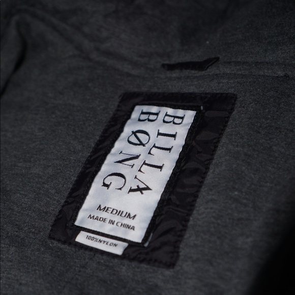 Billabong jacket - Picture 3 of 3